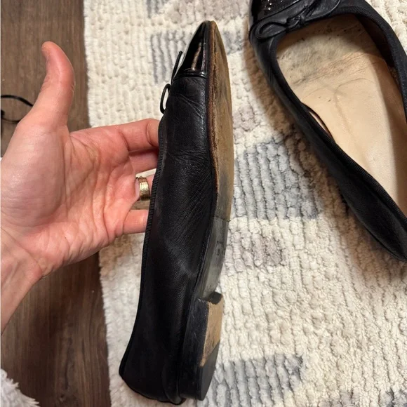 CHANEL • Cap Toe Ballet Flats • Black • 39 - Picture 2 of 8